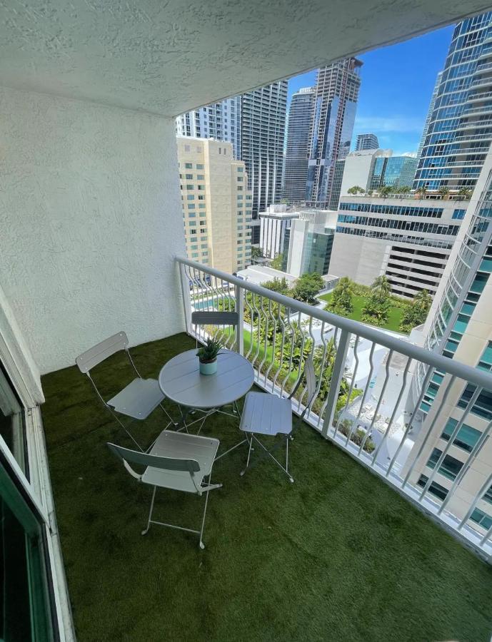 Studios In Brickell With Pool, Gym, Free Parking And Game Room Miami Ngoại thất bức ảnh