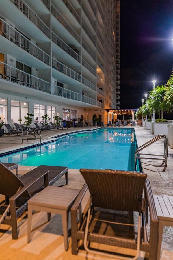 Studios In Brickell With Pool, Gym, Free Parking And Game Room Miami Ngoại thất bức ảnh